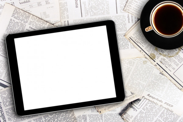 Главы МИД Ирана и России обсудили открытие Ормузского пролива для российских судов